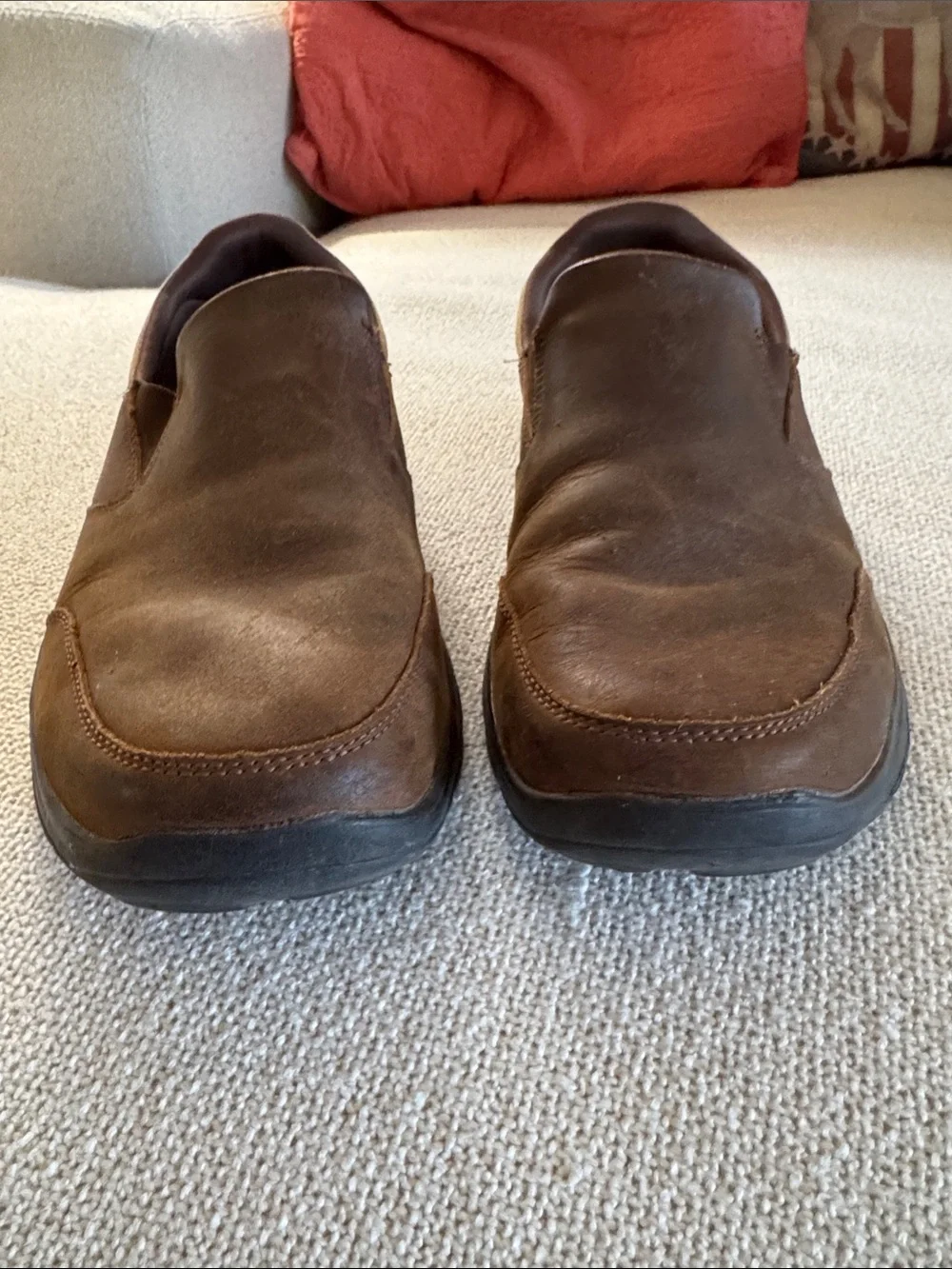 Skechers relaxed fit Men’s Brown Leather Slip-On Casual Loafers 9.5